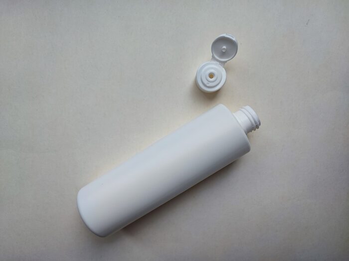 250 мл/24 мм Циліндр білий HDPE флакон з кришкою білою фліп-топ 24/410 - Зображення 4