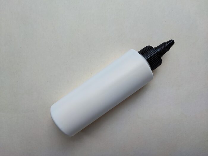 150 мл/24 мм Циліндр білий HDPE флакон з чорним коротким носиком 24/410