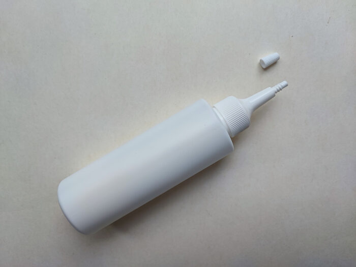 150 мл/24 мм Циліндр білий HDPE флакон з білим довгим носиком 24/410