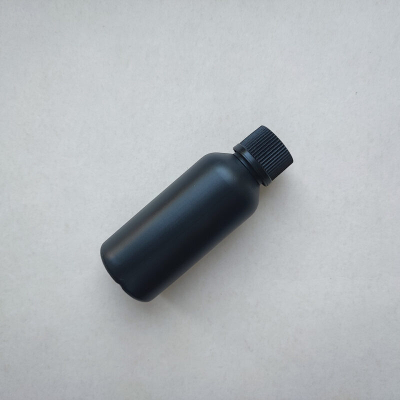 50 мл HDPE Круглий чорний флакон з пластиковою ребристою чорною кришкою 18/410