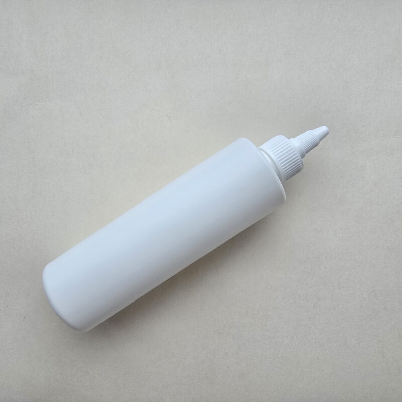 250 мл/24 мм Циліндр білий HDPE флакон з білим коротким носиком 24/410